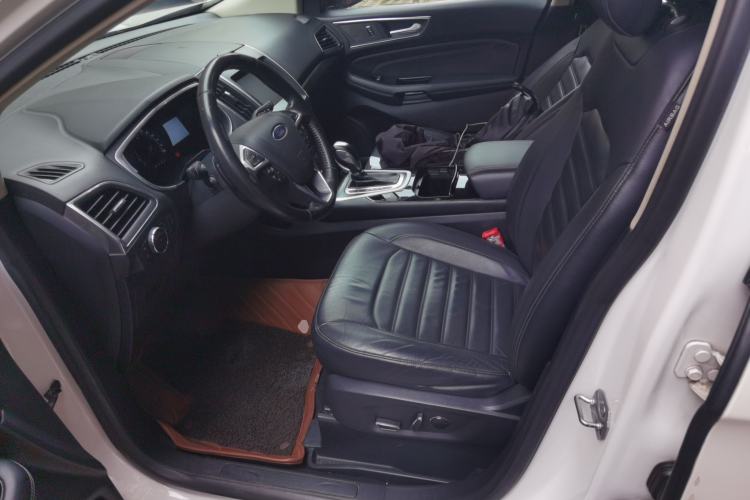 Used Ford Edge 2015 2.0T GTDi 4x4 High-Grade Model
