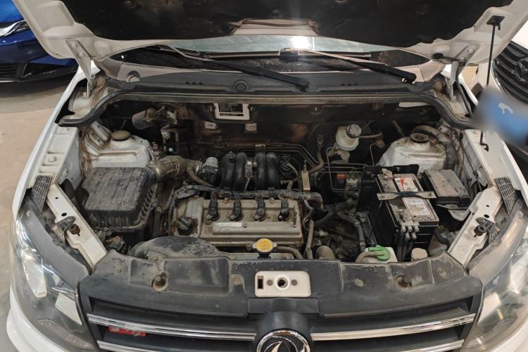 Used Dongfeng Fengon 370 2016 1.5L Manual Luxury 7-Seater
