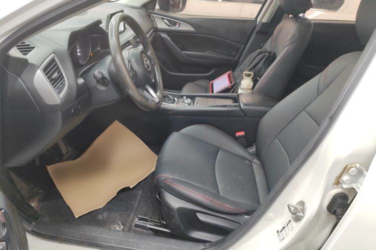 Used Mazda Mazda 3 Axela 2017 Sedan 1.5L Automatic Luxury Model Emission Standard China V
