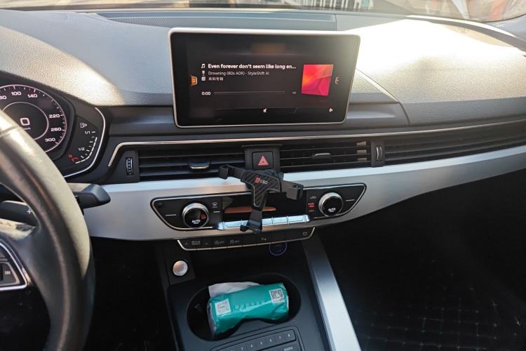 Used Audi A4L 2018 30th Anniversary Edition 40 TFSI Fashion Model
