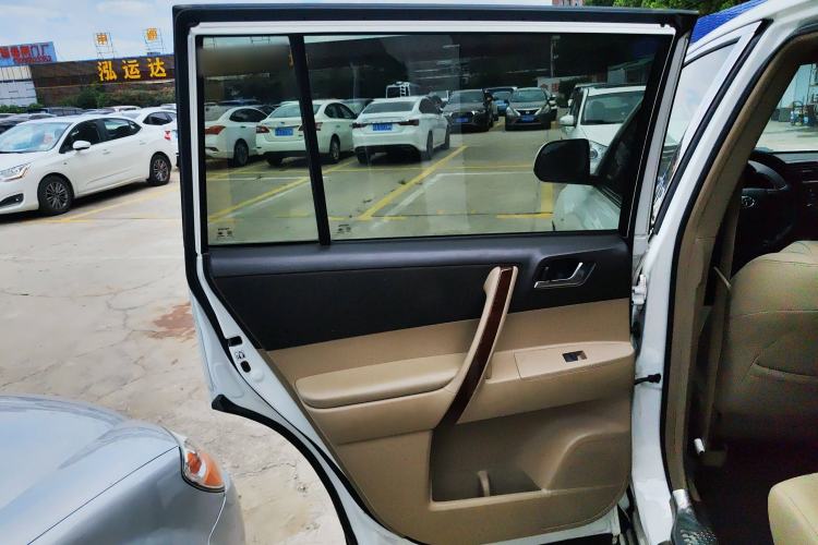 Used Toyota Highlander 2012 2.7L 2WD 5-Seater Elite Edition
