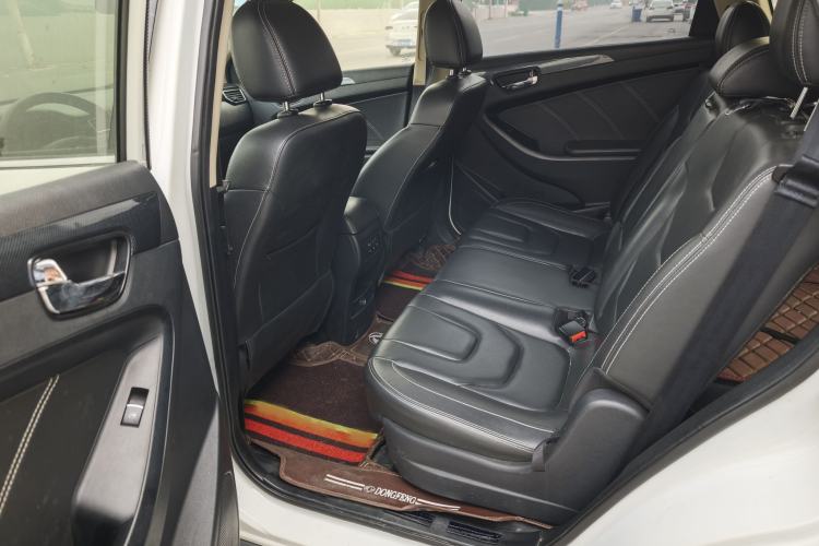 Used Dongfeng Fengon 580 2016 1.8L Manual Comfort Model
