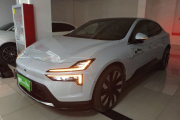 Used Polestar 4 2023 Single Motor Standard Range PLUS