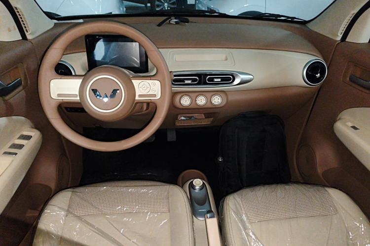 Used Wuling Hongguang MINIEV 2025 Four-Door Version Advanced Edition
