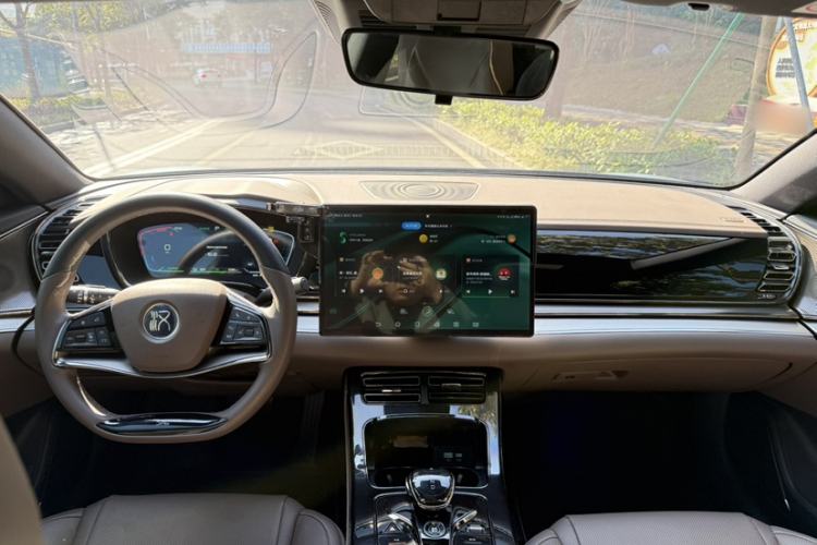 Used BYD Han 2023 EV Champion Edition 506KM Front-Wheel-Drive Premium Model
