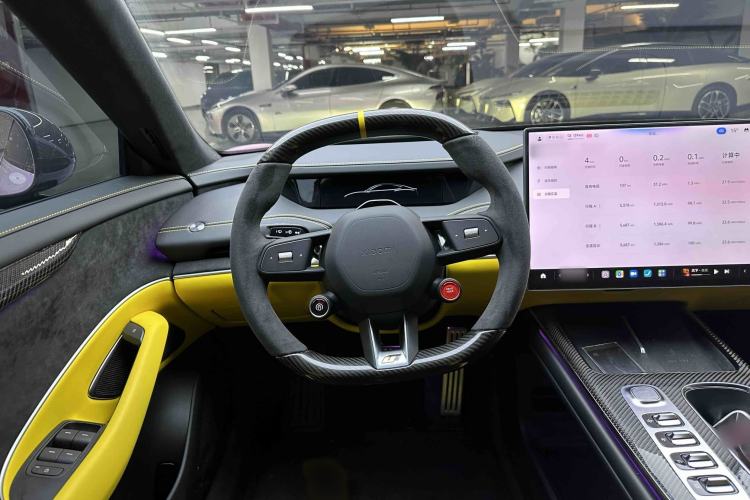 Used  SU7 Ultra 2025 Ultra Model
