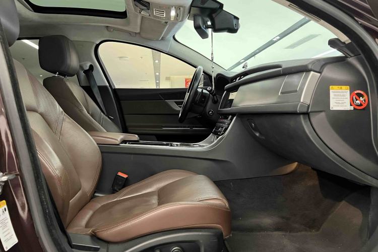 Used Jaguar XFL 2017 XFL 2.0T 240PS Premium Edition
