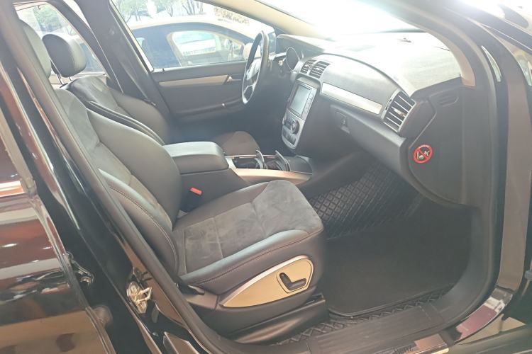 Used Mercedes-Benz R-Class 2014 R 320 4MATIC Business Model