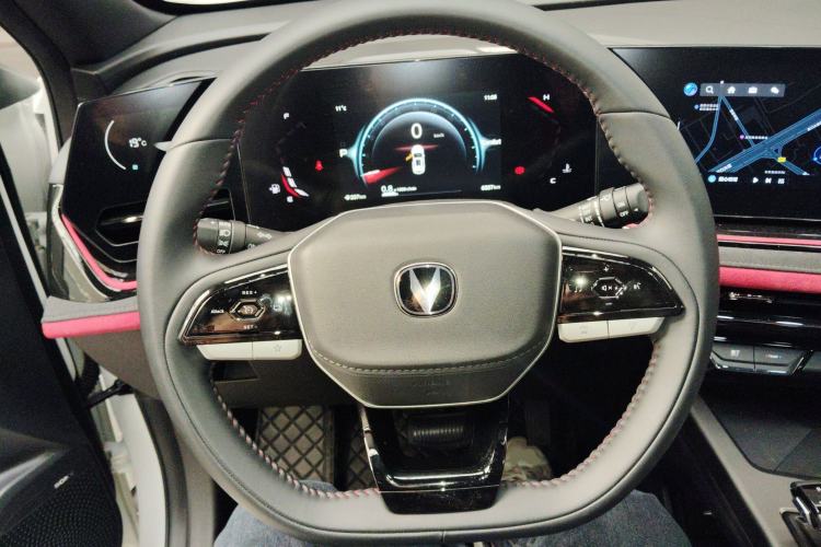 Used Changan X5 PLUS 2025 1.5T DCT Pioneer Edition
