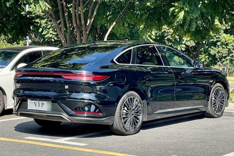 Used BYD Han 2025 EV with 701 km of Laser Radar-Enabled Intelligent Driving