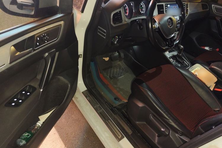 Used Volkswagen Golf Sportsvan 2016 230TSI Automatic Trend Edition