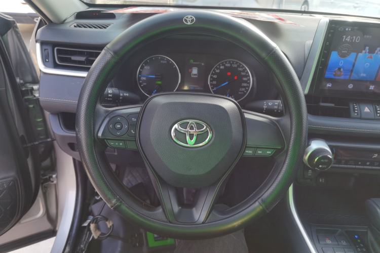 Used Toyota Wildlander 2022 Facelifted Dual-Motor 2.5L E-CVT Two-Wheel Drive Leading Edition
