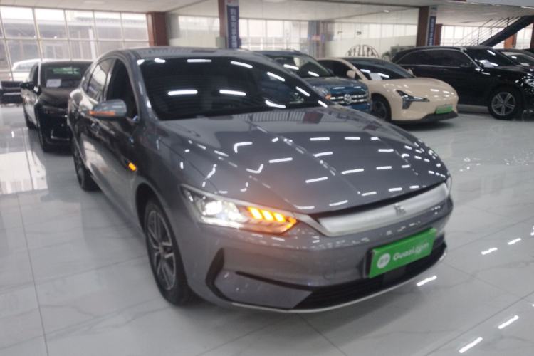 Used BYD Qin PLUS 2024 Honor Edition EV 420KM Leading Model
