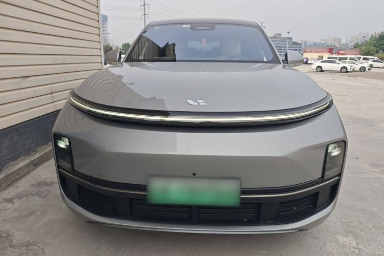 Used Li Auto L8 2023 Pro Model
