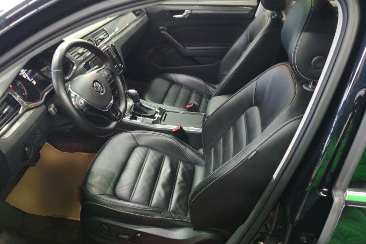 Used Volkswagen Passat 2017 330TSI DSG Luxury Edition