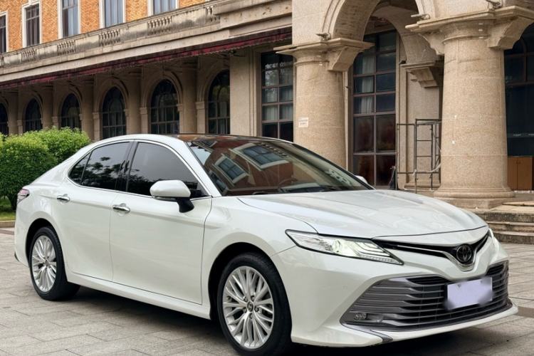 Used Toyota Camry 2019 2.5G Luxury Edition China VI Standard