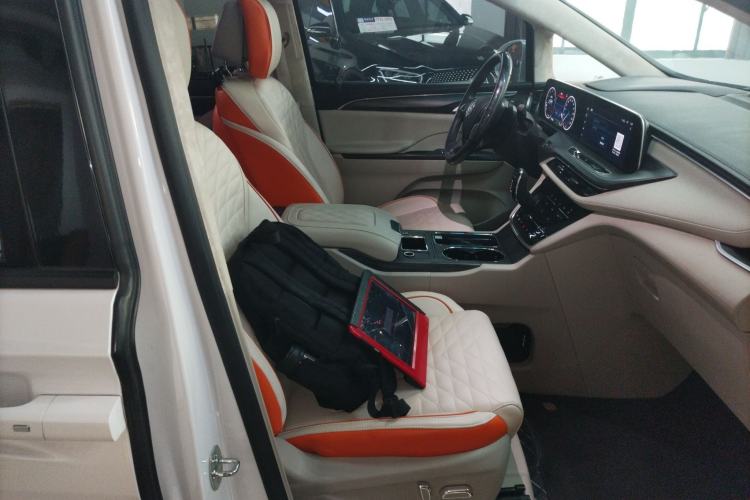 Used Buick GL8 2023 ES Lu Zun Comfort Model