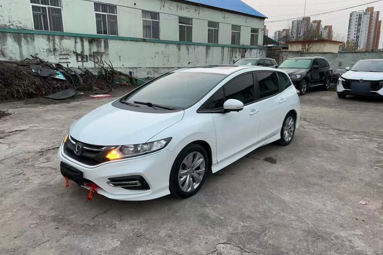 Used Honda Jade 2017 1.8L automatic Comfort version 5 seats