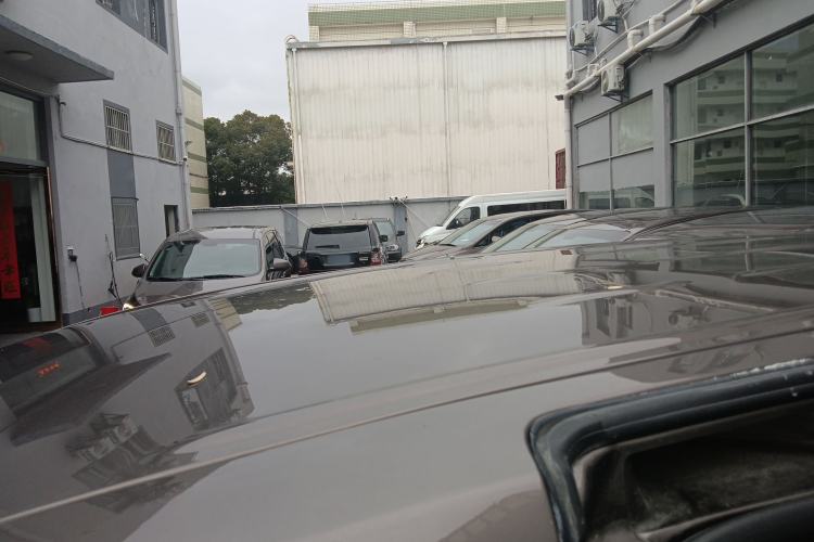 Used Buick GL8 2023 Land Executive Class Comfort Model
