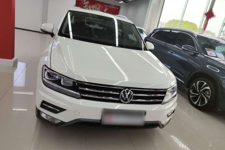 Used Volkswagen Tiguan L 2019 330TSI Automatic Two-Wheel Drive Panoramic Comfort Edition China VI Standard
