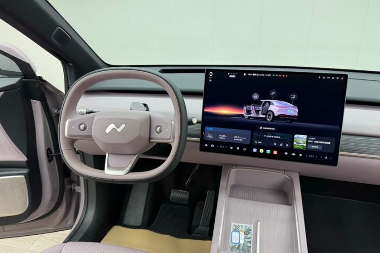 Used ONVO L60 2024 60 kWh Rear-Drive Version
