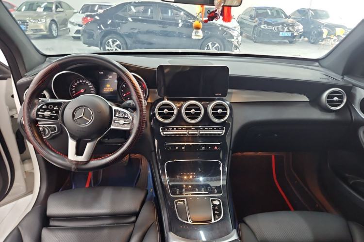 Used Mercedes-Benz GLC 2020 GLC 260 L 4MATIC Dynamic Model
