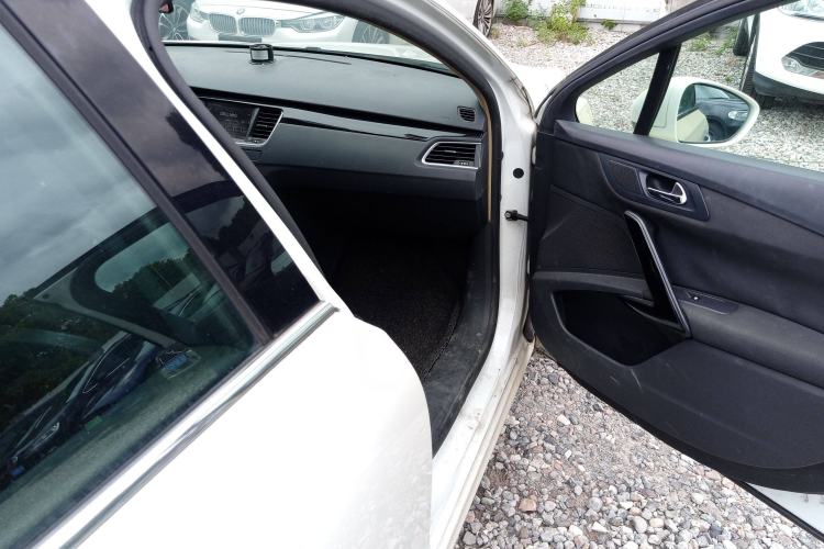 Used Peugeot 508 2015 2.0L Automatic Zhiyi Edition
