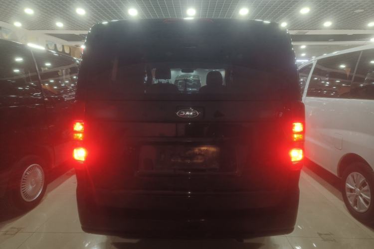 Used  M3 2019 IKEA Edition 1.8L Luxury Model