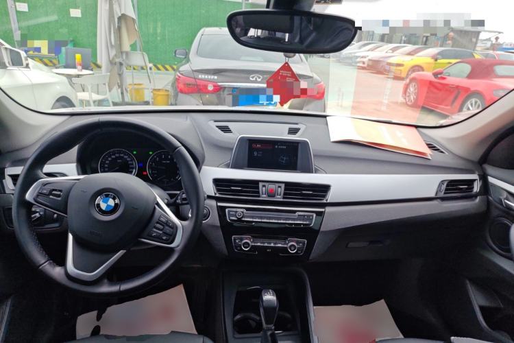 Used BMW X1 2018 sDrive20Li Leading Model
