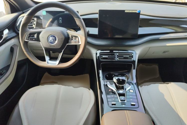 Used BYD Qin PLUS 2023 Champion Edition DM-i 55KM Leading Model
