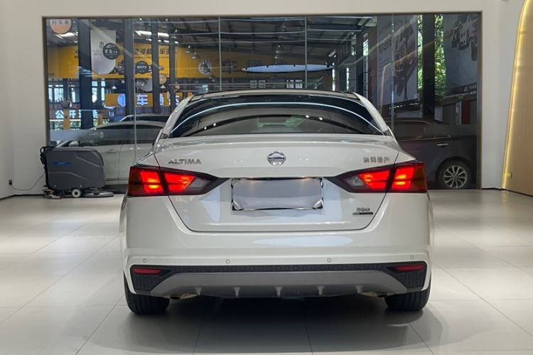 Used Nissan Teana 2021 2.0T XL Smart Upgrade Edition
