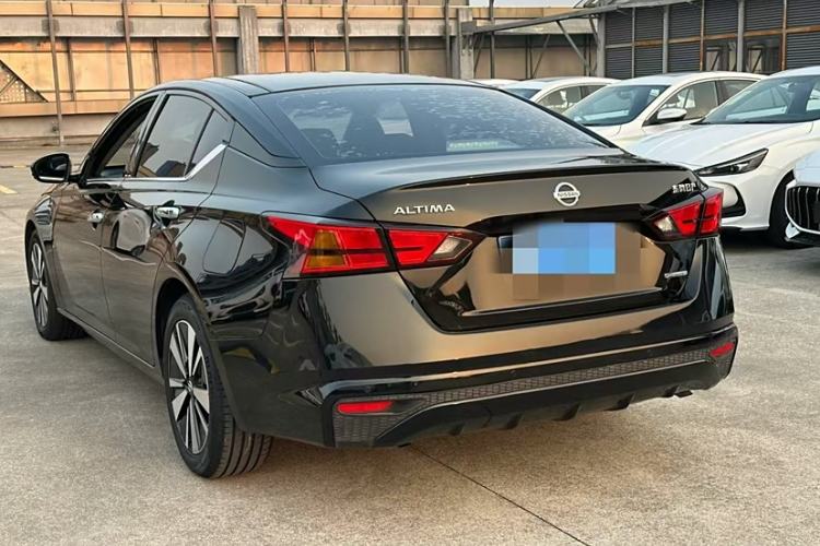 Used Nissan Teana 2019 2.0L XL Upper SmartDrive Version
