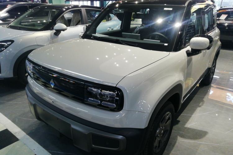 Used Baojun Spark EUV 