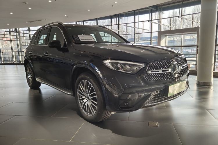 Used Mercedes-Benz GLC 2023 GLC 300 L 4MATIC Dynamic Edition 5-seater
