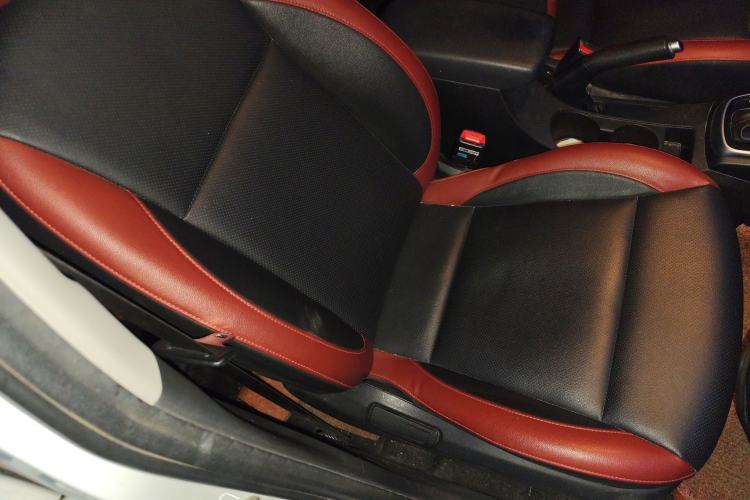 Used Kia KX Cross 2018 1.6L Automatic Dynamic Sunroof Version
