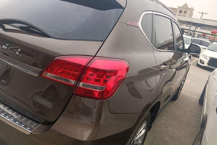 Used Haval H2 2017 Red-Label 1.5T Automatic Two-Wheel Drive Luxury Model
