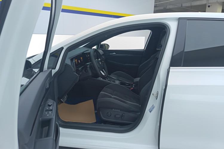 Used Volkswagen Golf 2023 Facelift 280TSI DSG R-Line Lite