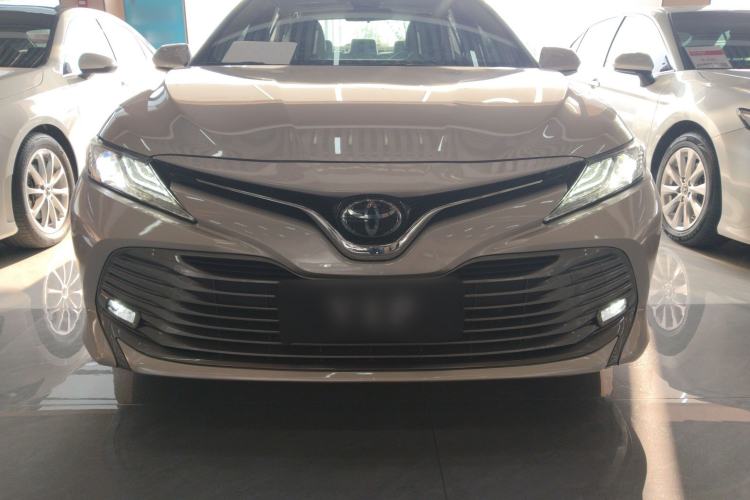 Used Toyota Camry 2019 Revised Version 2.0G Luxury Edition
