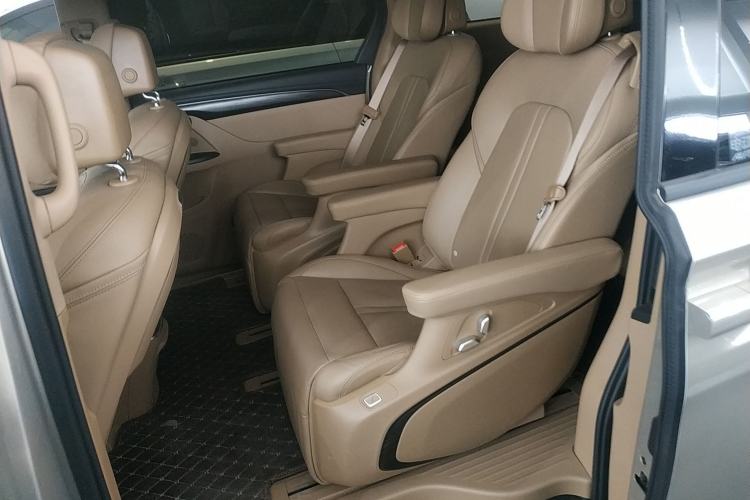 Used Buick GL8 2020 ES Land Cruiser 653T Luxury Model
