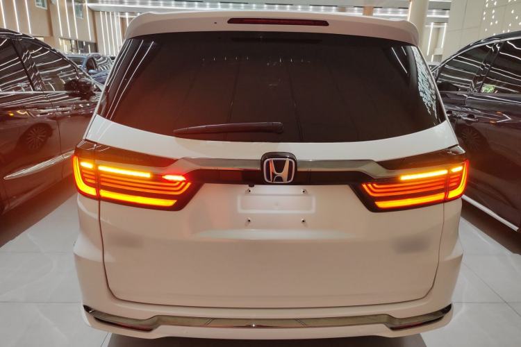 Used Honda Elysion 2022 2.0L eHEV Luxury First Edition
