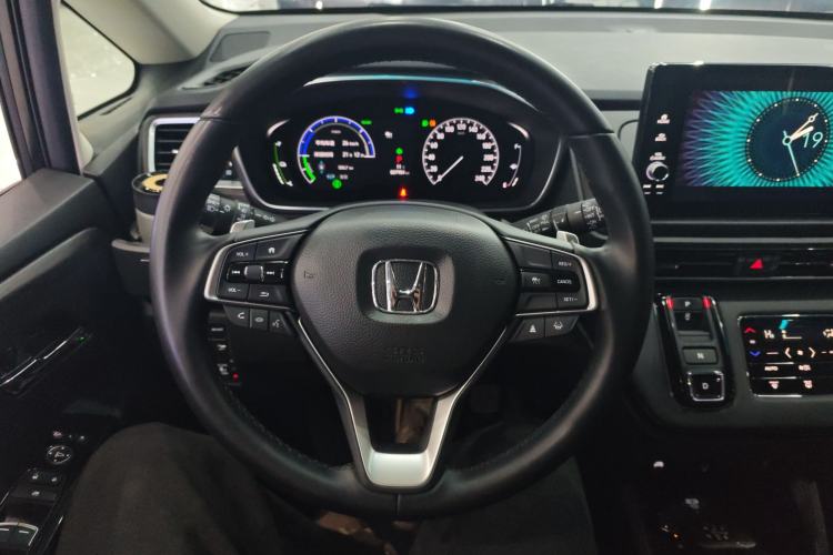 Used Honda Elysion 2024 2.0L eHEV Luxury Edition