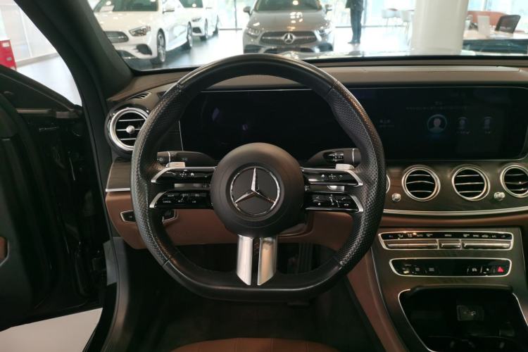 Used Mercedes-Benz E-Class 2023 Restyled E 260 Fashion Sport Edition
