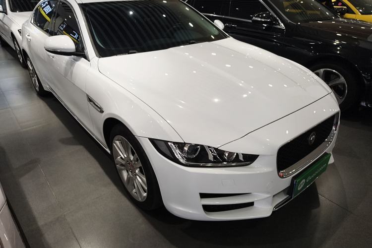 Used Jaguar XEL 2019 2.0T 200 PS Deluxe Edition
