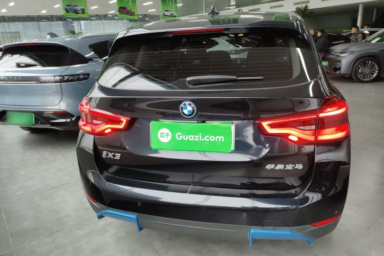 Used BMW iX3 2021 Updated Leading Edition
