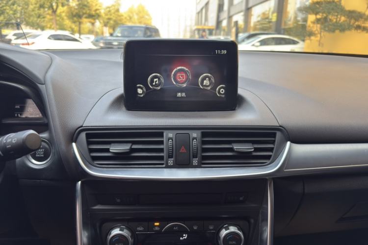 Used Mazda CX-4 2018 2.5L Automatic 4x4 Bluelight Fearless Edition China V Standard
