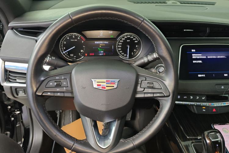 Used Cadillac XT4 2018 28T Two-Wheel Drive Tech Version
