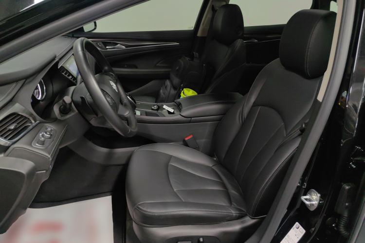 Used Buick LaCrosse 2022 652T Luxury Version
