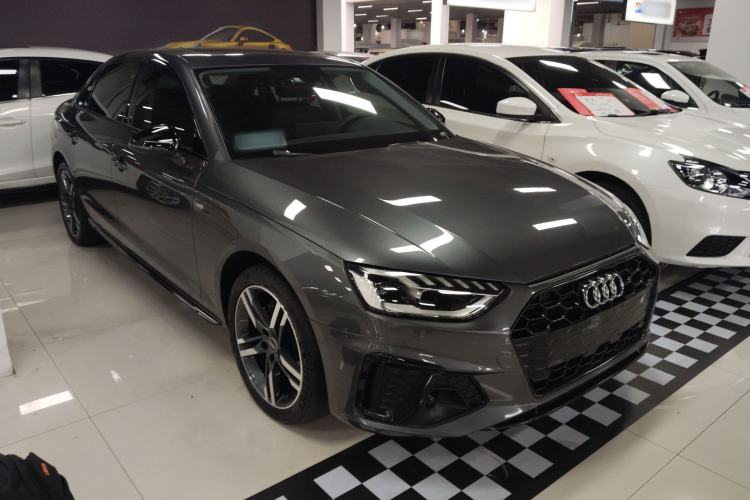 Used Audi A4L 2022 40 TFSI Luxury Dynamic Model
