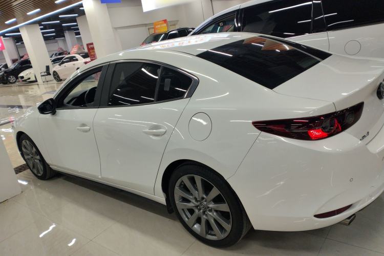 Used Mazda Mazda 3 Axela 2021 2.0L Automatic ZhiXuan Edition
