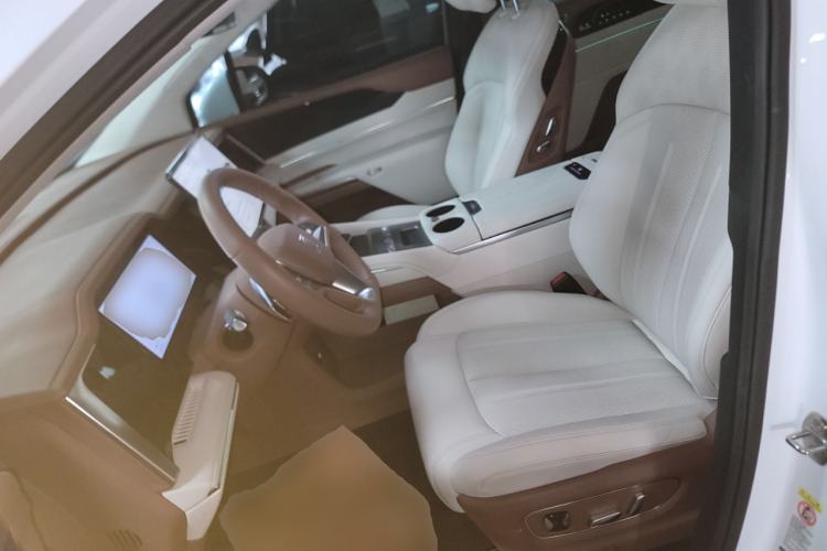 Used BYD Xia 2025 DM-i 1.5T 180km Beyond Edition
